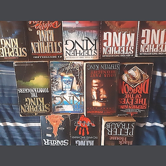 Stephen king books - Picture 9 of 9